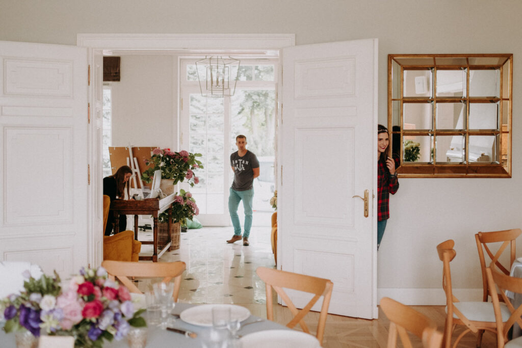 outdoor wedding in weranda home