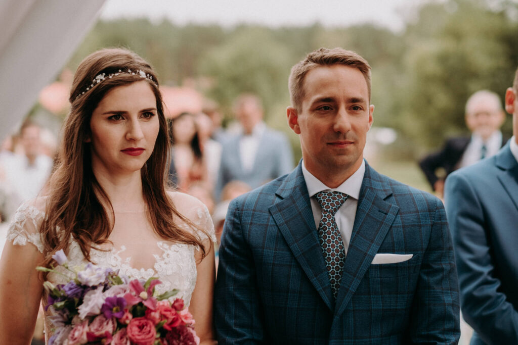 outdoor wedding in weranda home