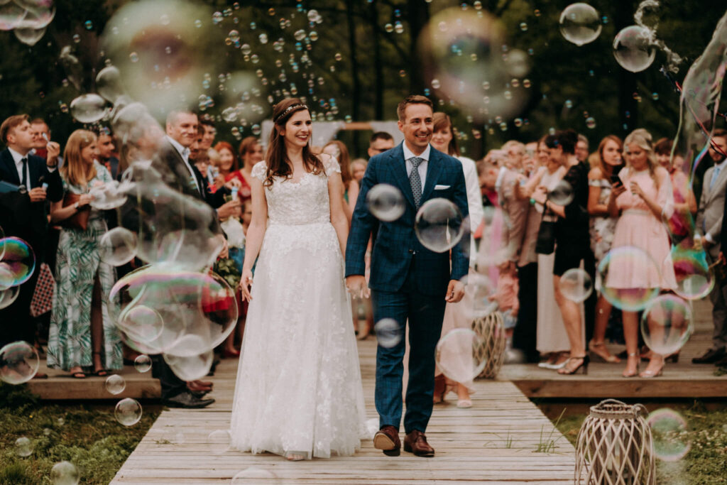 outdoor wedding in weranda home