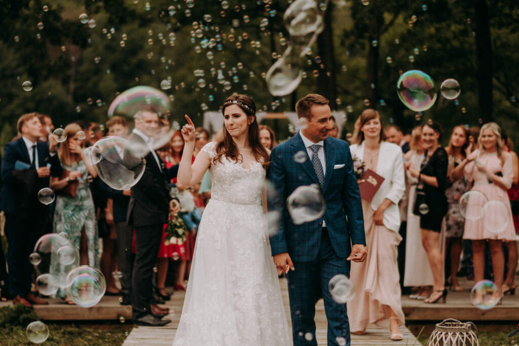 outdoor wedding in weranda home