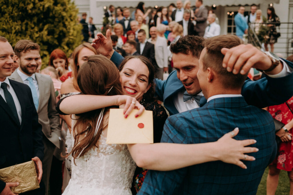 outdoor wedding in weranda home