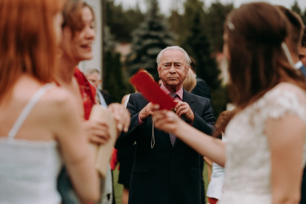 outdoor wedding in weranda home