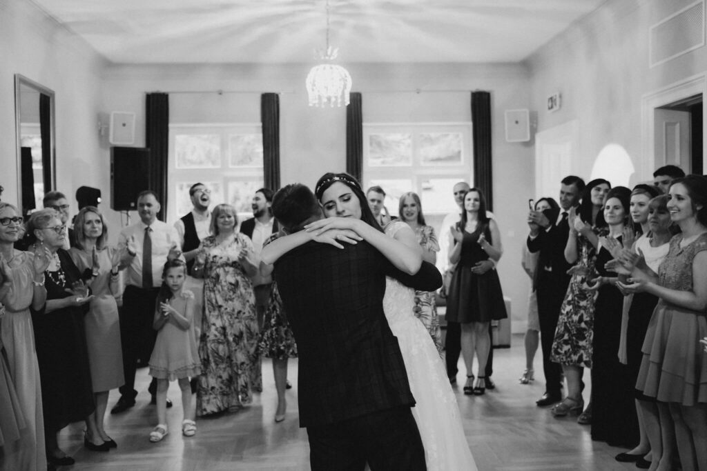 outdoor wedding in weranda home