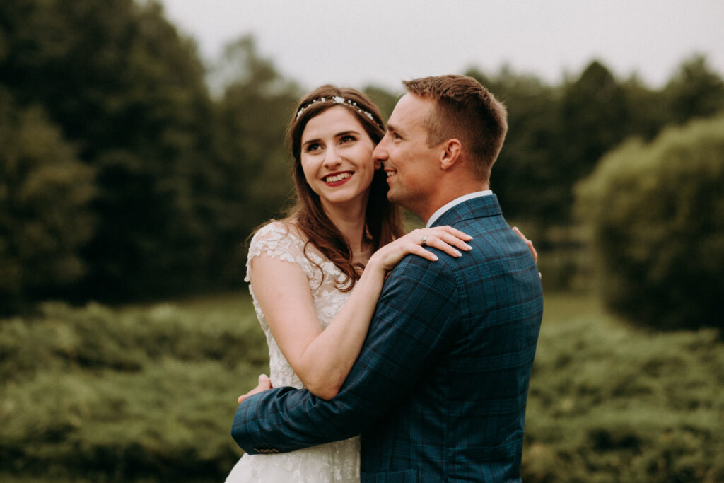 outdoor wedding in weranda home