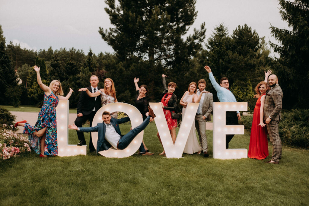 outdoor wedding in weranda home