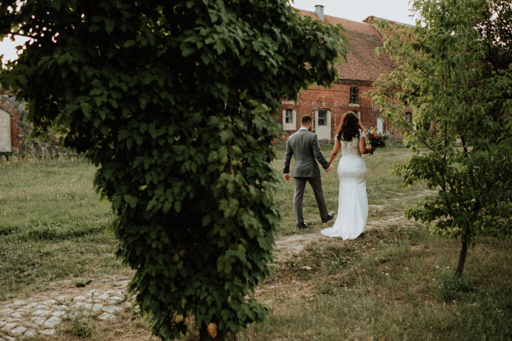 summer english wedding in folwark wasowo