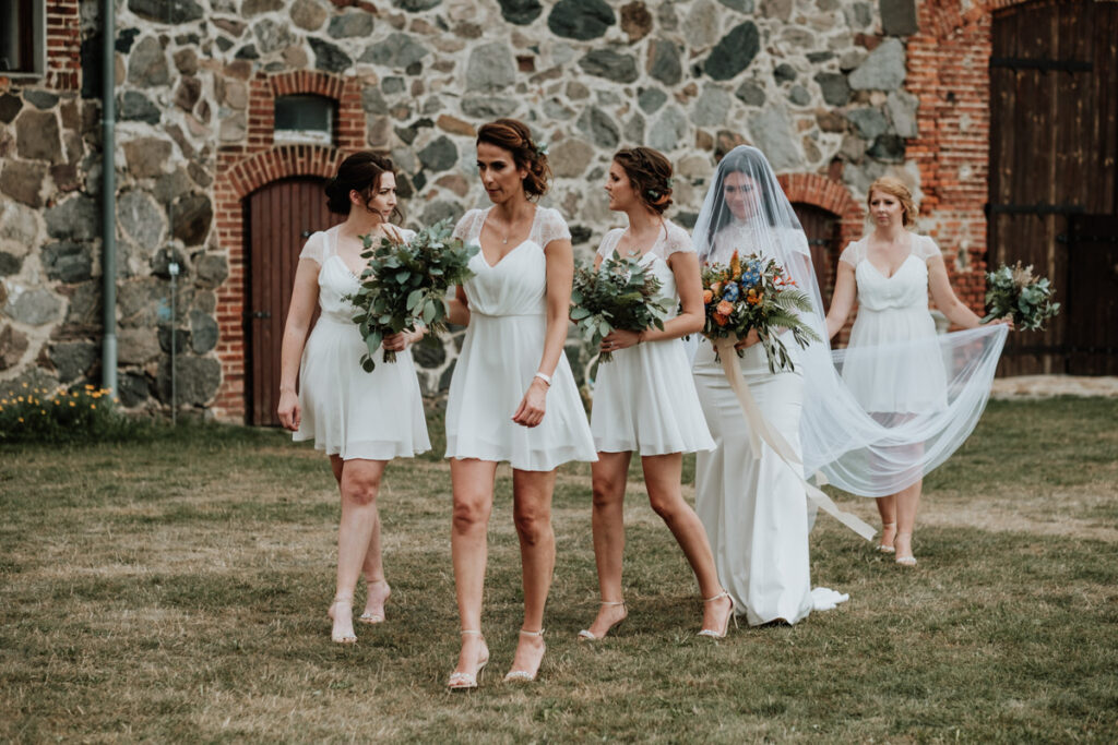 summer english wedding in folwark wasowo